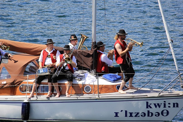 米拉贝利：米兰建队方向正确，但需孔蒂般的教练才能竞争意甲冠军.